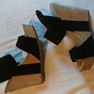 Chinese Laundry Wedge heels